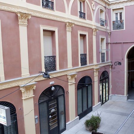 Apartamento Nuevo Y De Lujo En Puerta Del Sol Madrid Exterior photo